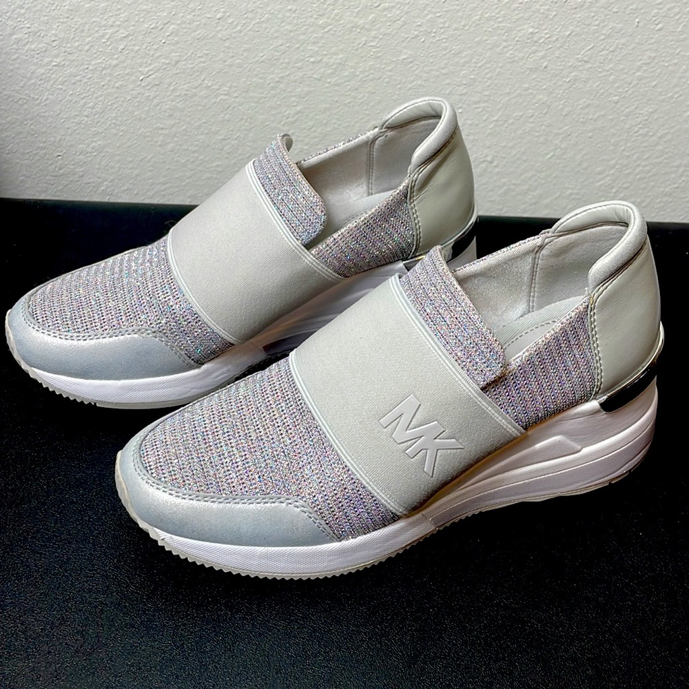 Michael Kors women’s Felix trainer silver leather/mesh slip on sneakers size 6
